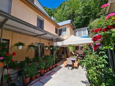  - Haus kaufen in Baden-Baden - MODERNISIERTES MEHRFAMILIENHAUS MIT 3 PARTEIEN