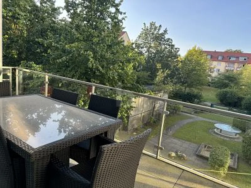  - Büro/Praxis mieten in München - ZENTRAL UND RUHIG - MIT BALKON