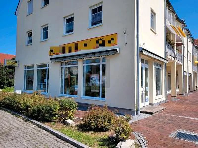  - Laden/Einzelhandel kaufen in Untermeitingen - GROßE SCHAUFENSTERFRONT IN BELIEBTER LAGE 