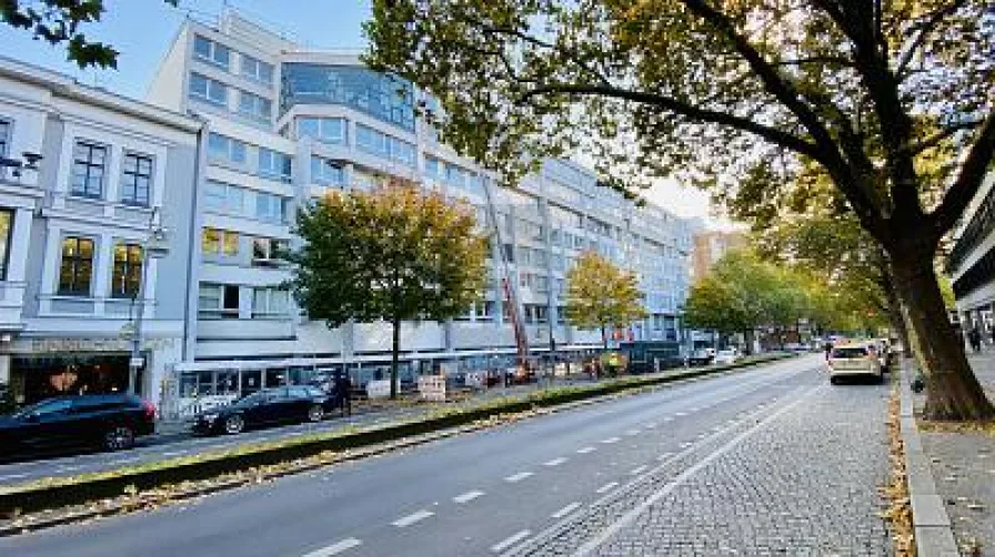  - Wohnung kaufen in Berlin-Charlottenburg - LICHTDURCHFLUTETE MIT PANORAMABLICK