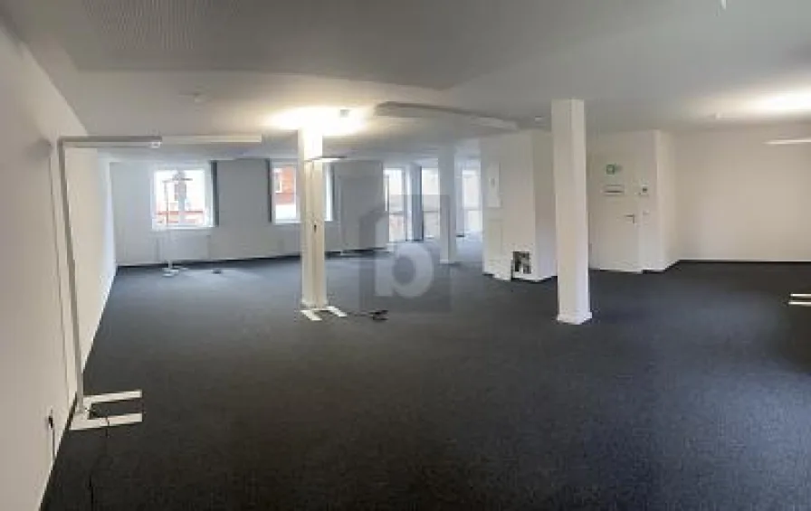  - Büro/Praxis mieten in Mölln - GEWERBEFLÄCHE DIREKT IN DER MÖLLNER INNENSTADT