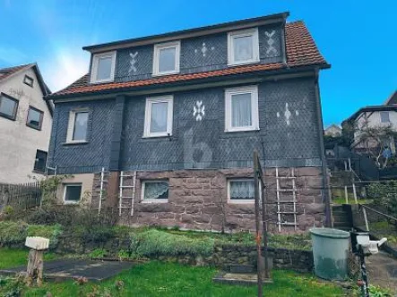  - Haus kaufen in Steinbach-Hallenberg - FAMILIENPARADIES MIT WINTERGARTEN UND AUSBLICK 