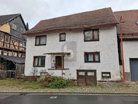  - Haus kaufen in Suhl - CHARMANTES SANIERUNGSOBJEKT MIT POTENZIAL