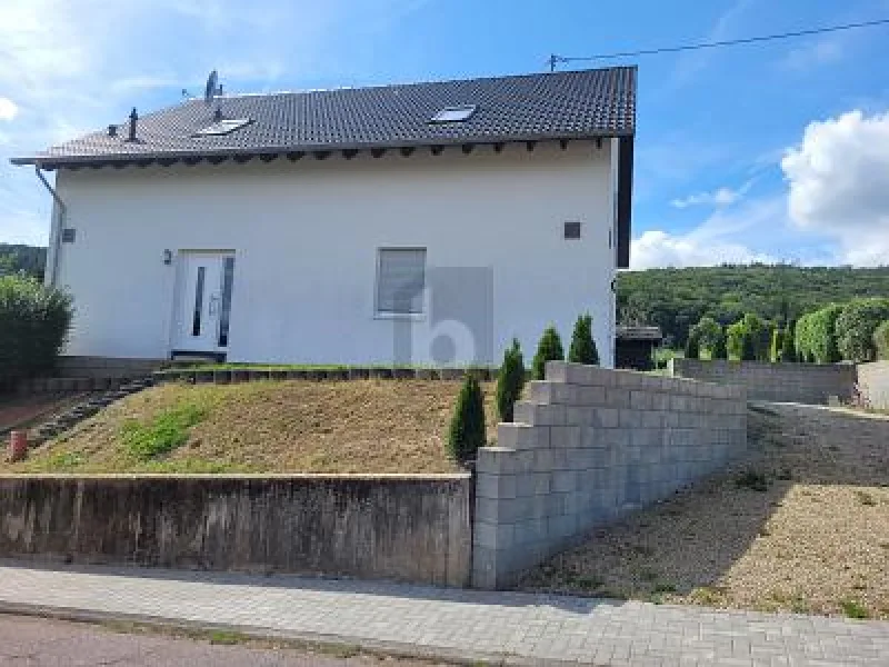  - Haus kaufen in Taben-Rodt - FAMILIENGLÜCK IM NEUBAU MIT GARTEN