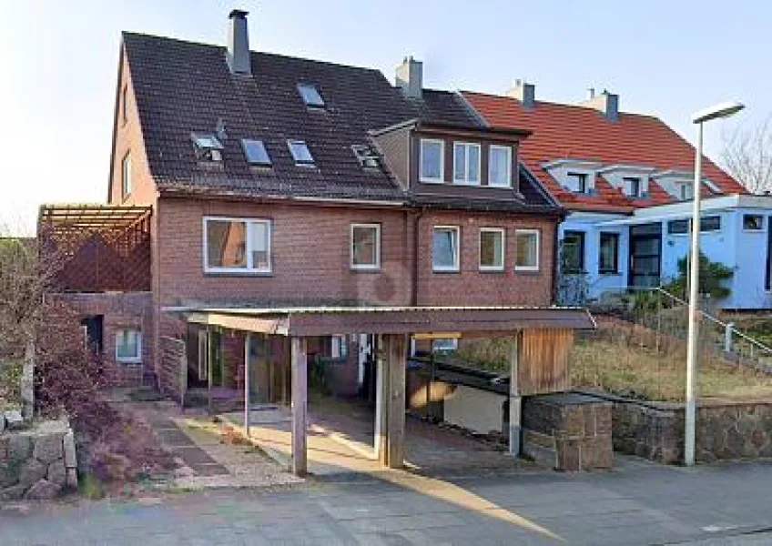  - Haus kaufen in Kiel - HANDWERKERTRAUM FÜR MEHRGENERATIONEN