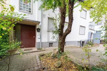  - Haus kaufen in Remseck am Neckar - DREI ETAGEN VOLLER MÖGLICHKEITEN  LEBEN IN REMSECK