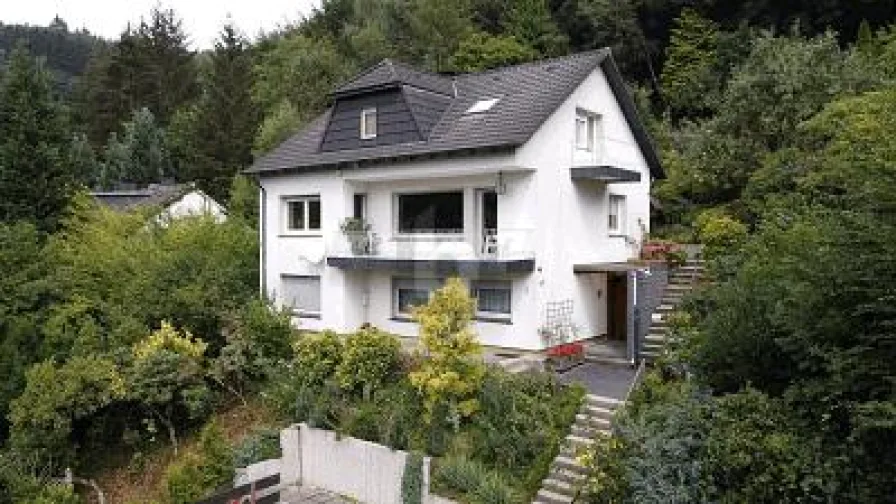  - Haus kaufen in Werdohl - IHR NEUES ZUHAUSE MIT GRENZENLOSER AUSSICHT