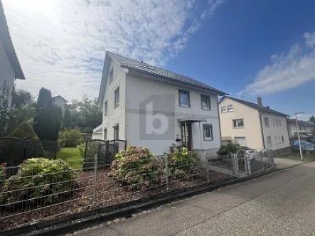  - Haus kaufen in Lahr/Schwarzwald - IHR EIGENHEIM MIT MIETEINKÜNFTEN