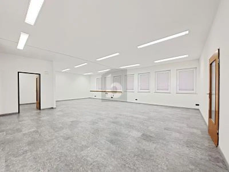  - Büro/Praxis mieten in Germering - TOP-OFFICE - EBENERDIG -  MIT PARKPLÄTZEN