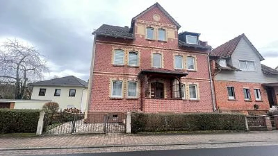  - Haus kaufen in Fuldabrück - HAUS MIT POTENZIAL  3 WHG  GARTEN