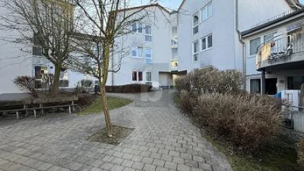  - Wohnung mieten in Lohfelden - KOMFORTABEL MIT BALKON & FAHRSTUHL