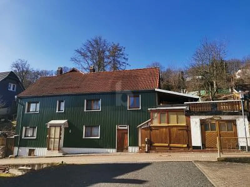  - Haus kaufen in Wutha-Farnroda - FAMILIÄRE LAGE MIT GARTEN UND AUSBLICK