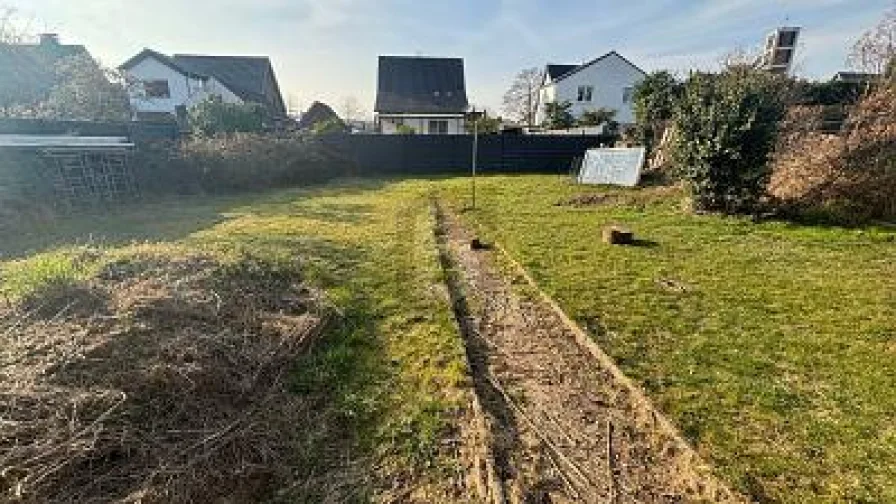  - Grundstück kaufen in Moers - HIER KÖNNEN BAUTRÄUME WAHR WERDEN