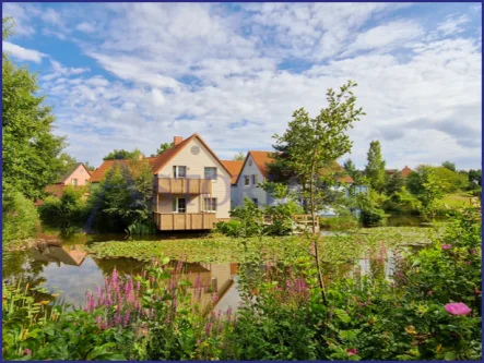 Resort - Wohnung kaufen in Göhren-Lebbin - Lukrative Ferienwohnung als Kapitalanlage im Land der Tausend Seen.