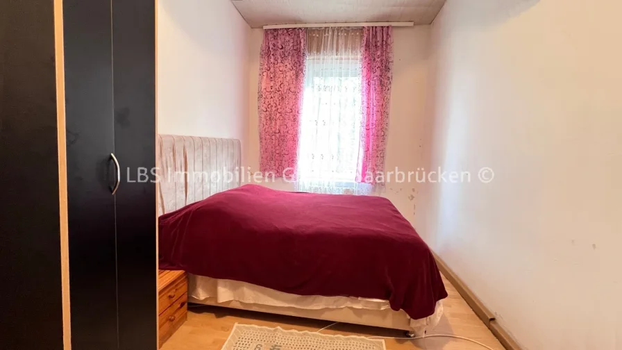 Wohnung 2 - OG rechts - Zimmer