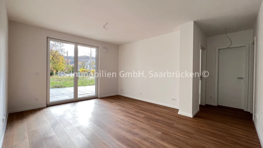 Wohn- und Esszimmer - Wohnung kaufen in Mettlach - Neubau in Mettlach an der Saar - sofort bezugsfertige Eigentumswohnung - 43 m² Wohnfläche
