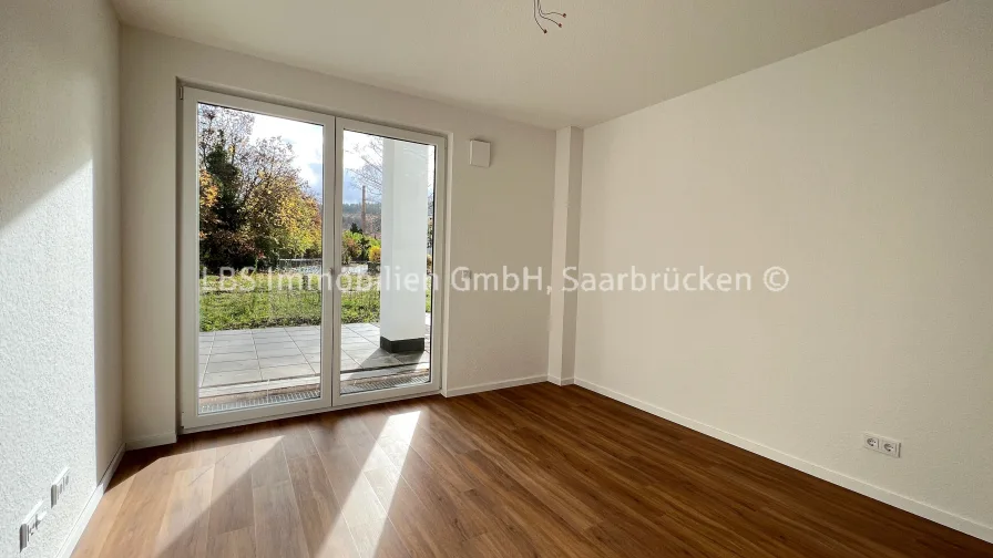 Schlafzimmer - Wohnung kaufen in Mettlach - Sofort bezugsfertige Eigentumswohnung - 73 m² Wohnfläche - Neubau in Mettlach an der Saar