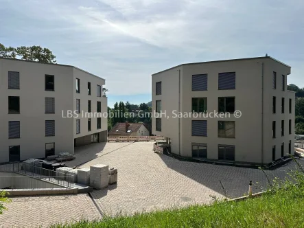 Gebäudeensemble    - Wohnung kaufen in Saarbrücken - Reserviert: Wohnpark am Triller - Exklusive 4ZKB Luxus-Wohnung mit Loggia und Topausstattung