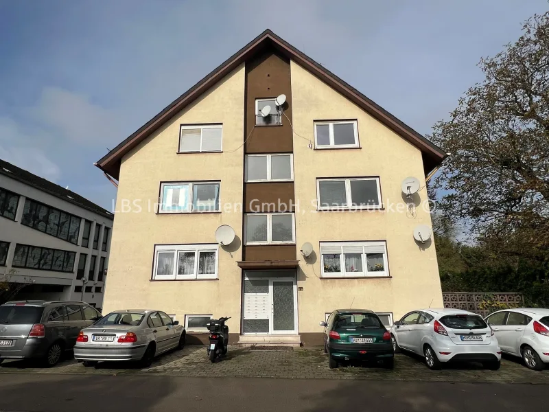 Vorderansicht - Wohnung kaufen in Homburg - Kapitalanleger aufgepasst: Apartment in Stadtnähe von Homburg