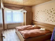 Schlafzimmer DG