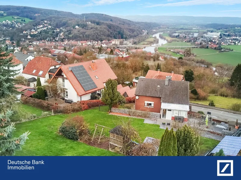 Drohne Weserblick - Grundstück kaufen in Vlotho - Baugrundstück für ein 5-Familienhaus und ein Traumblick in die Ferne!