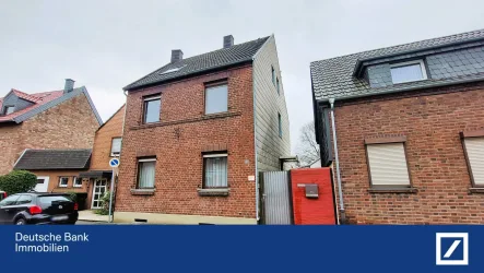 Front - Haus kaufen in Jüchen - *** Großzügiges RMH mit zwei Wohneinheiten - Mehrgenerationenhaus  möglich ***