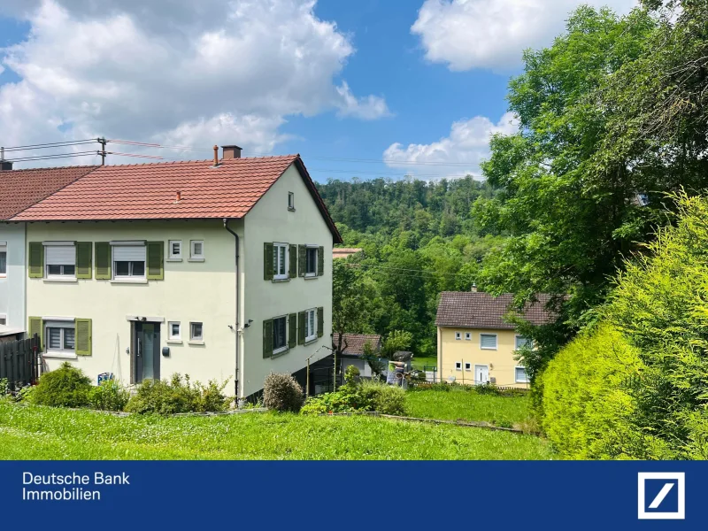 Gartenansicht - Haus kaufen in Weikersheim - Umgebaute Perle mit Weitblick wartet auf neue Familie 