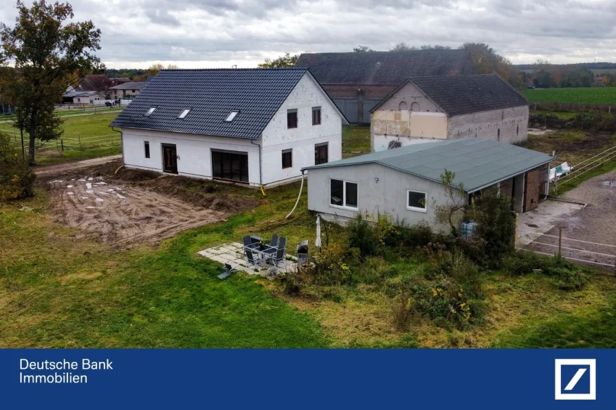 5 in einem - Haus kaufen in Rüdersdorf - Bauernhof, Tierarztpraxis, Alpakazucht oder andere Ideen?