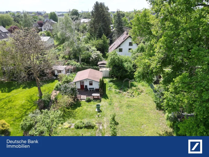 Blick von vorne - Grundstück kaufen in Berlin - Wohnen im Grünen – Ihr Platz zum Bauen in Berlin-Mahlsdorf