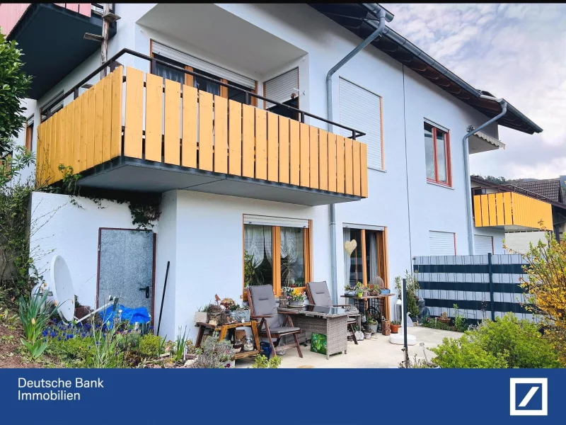 Außenansicht - Wohnung kaufen in Gernsbach - Gemütliches Nest mit toller Terrasse!