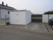 Garage die zu der Wohnung gehört