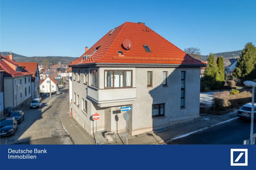 Startbild - Haus kaufen in Zella-Mehlis - Schönes Haus mit viel Platz - auch für mehrere Generationen oder Teilvermietung