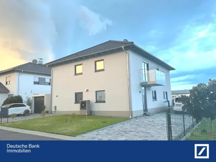  - Haus kaufen in Bad Salzungen -  Effizienzhaus der Extraklasse - Ihr Traumhaus!!!!