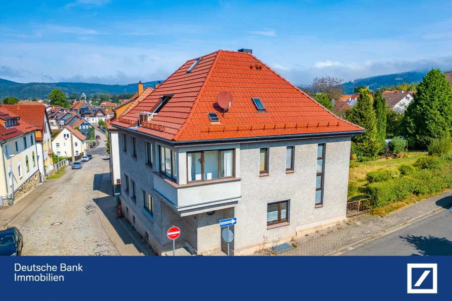 Startbild - Haus kaufen in Zella-Mehlis - Schönes Haus mit viel Platz - auch für mehrere Generationen oder Teilvermietung