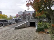 Zufahrt Stellplatz/Garage