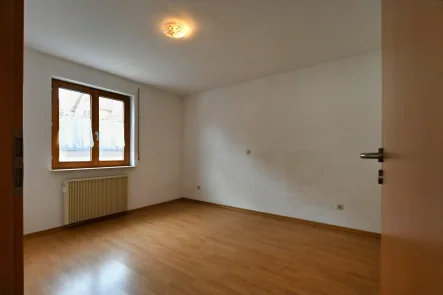 Schlafzimmer - Wohnung kaufen in Starzach - Charmante 2-Zimmer-Wohnung in Starzach, Baden-Württemberg - bezugsfrei