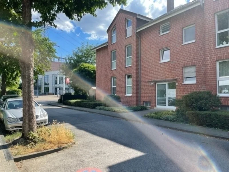 Vorderansicht - Wohnung kaufen in Recklinghausen - Charmante Dachgeschosswohnung in ruhiger Lage!