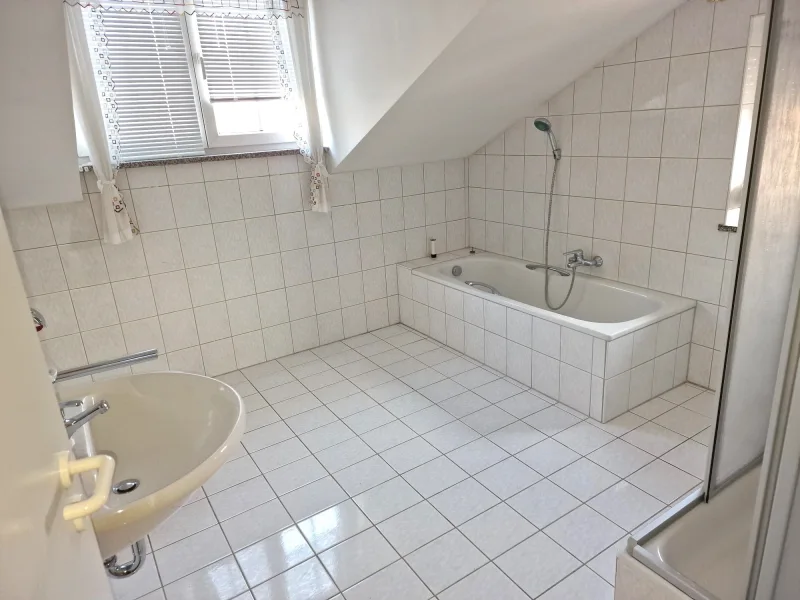 Badezimmer DG