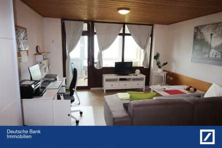 Wohnen / Schlafen - Wohnung mieten in Regen - Regen - Großzügiges, teilmöbliertes 1-Zimmer-Apartment mit herrlicher Aussicht