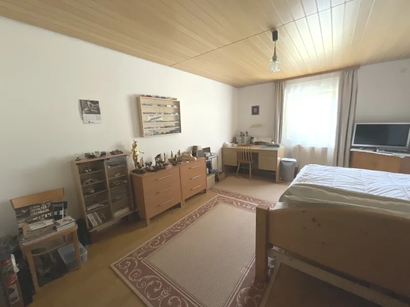 Schlafzimmer 2