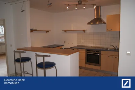 Küche - Wohnung mieten in Deggendorf - Großzügige Stadtwohnung im Zentrum Deggendorfs!