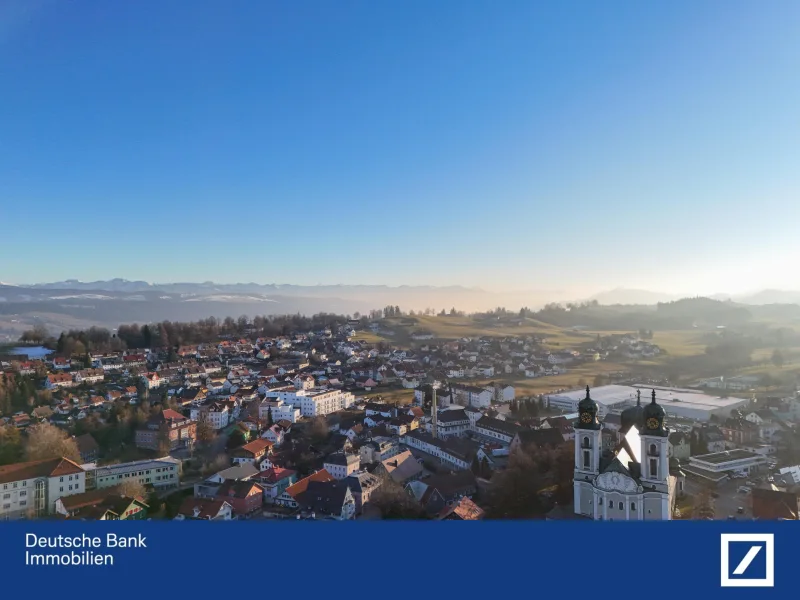  - Wohnung kaufen in Lindenberg - Sanierte Familienwohnung mit 5 Zimmern, großer Terrasse und Doppelgarage