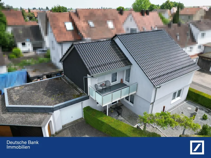 Ansicht - Haus kaufen in Billigheim-Ingenheim - Großzügiges EFH sucht neuen Eigentümer!!! Modernes 1-2 FH mit kl. Garten und Garage mit Werkstatt