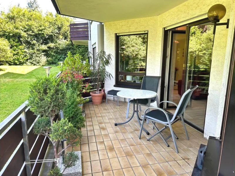 Wohnung EG links, Balkon