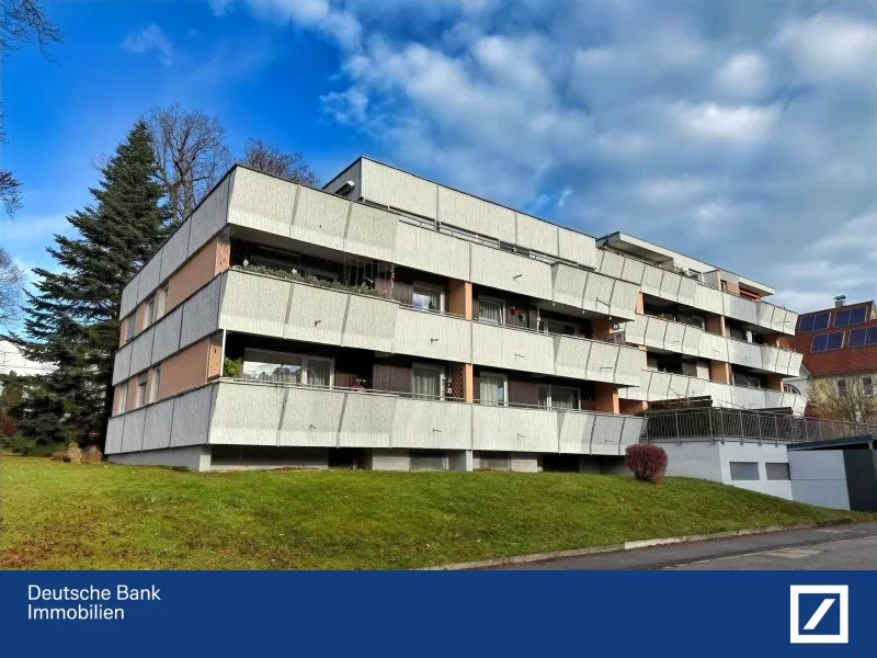 Außenansicht - Wohnung kaufen in Königsfeld - Schöne 3 Zi-Wohnung - tolle Aussicht vom Süd-Ostbalkon !