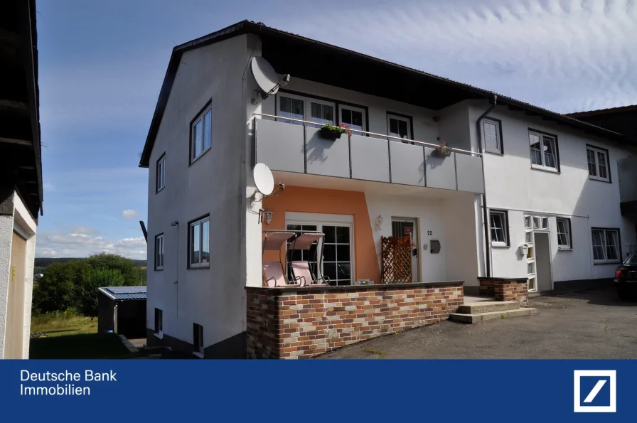 Hausansicht - Wohnung kaufen in Pullenreuth - Klasse Eigentumswohnung mit Potenzial