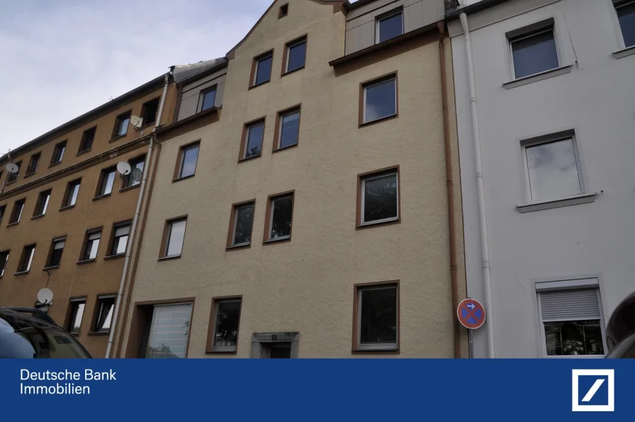 Hausansicht - Haus kaufen in Selb - Gewinnchance für Vermieter: leichtes Geld durch kleine Wohneinheiten