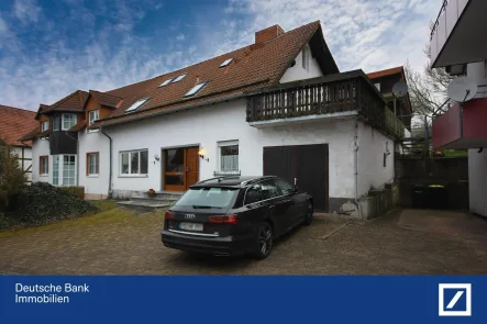 Hausansicht - Haus kaufen in Bad Driburg - *Provisionsfrei* Vielseitiges Einfamilienhaus in Bad Driburg-Neuenheerse..