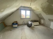 Schlafzimmer (Dachgeschoss Wohnung 4)