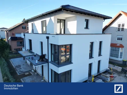 Haussnsicht - Wohnung kaufen in Paderborn - 2 Zimmer KFW40: Energieeffizientes Wohnen in der Stadtheide...